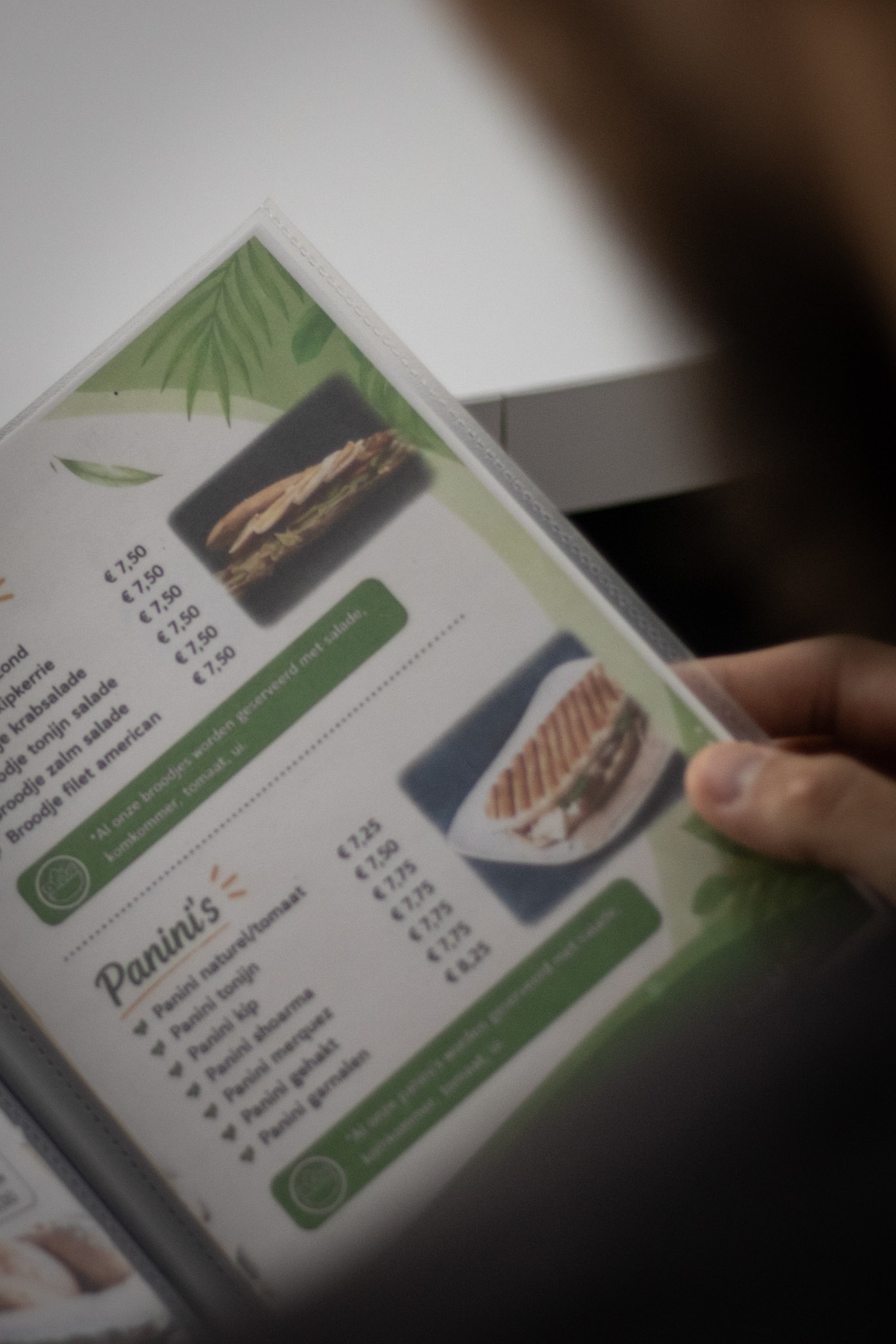 Panini's op de menukaart van Tropicana Breda